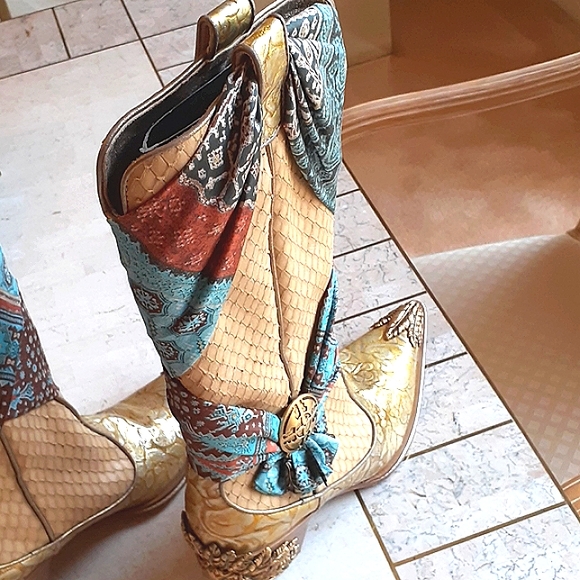 Vintage Giuseppe Zanotti chief head boots, python snake, rare- SZ- 8, NEW - Picture 3 of 15